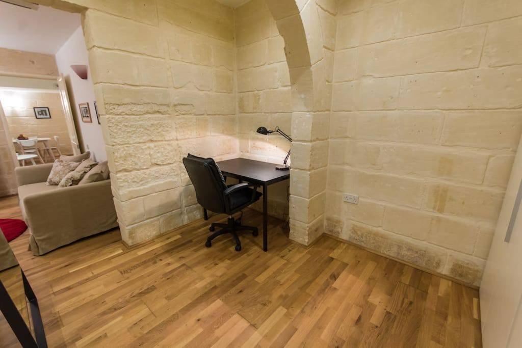 Central Valletta House Il-Furjana Exteriör bild